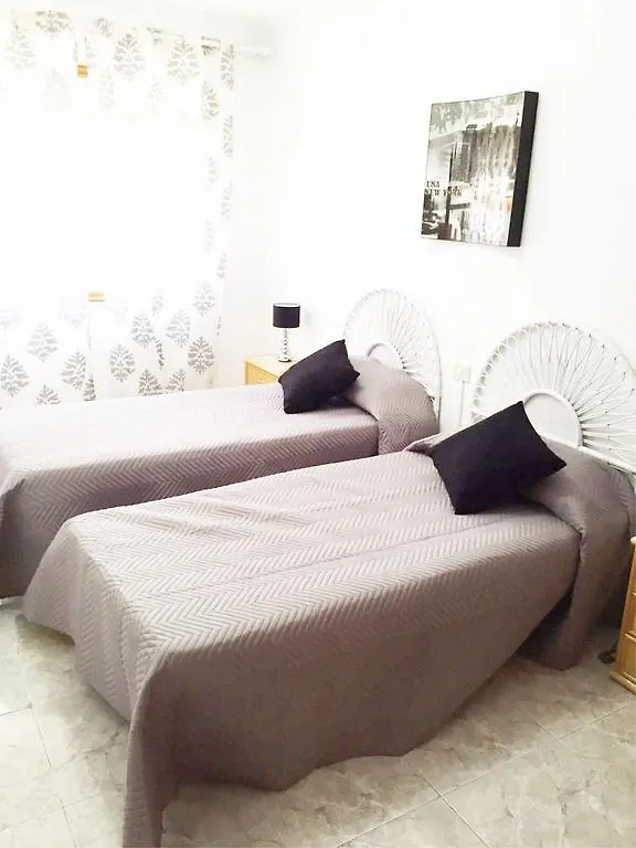 Apartamento Canarysol Hotel Los Cristianos  0*, Los Cristianos (Tenerife)